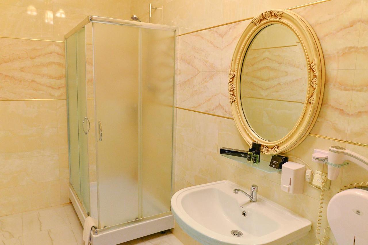 Viktoriya Family Hotel Restaurant Complex Kiev Esterno foto