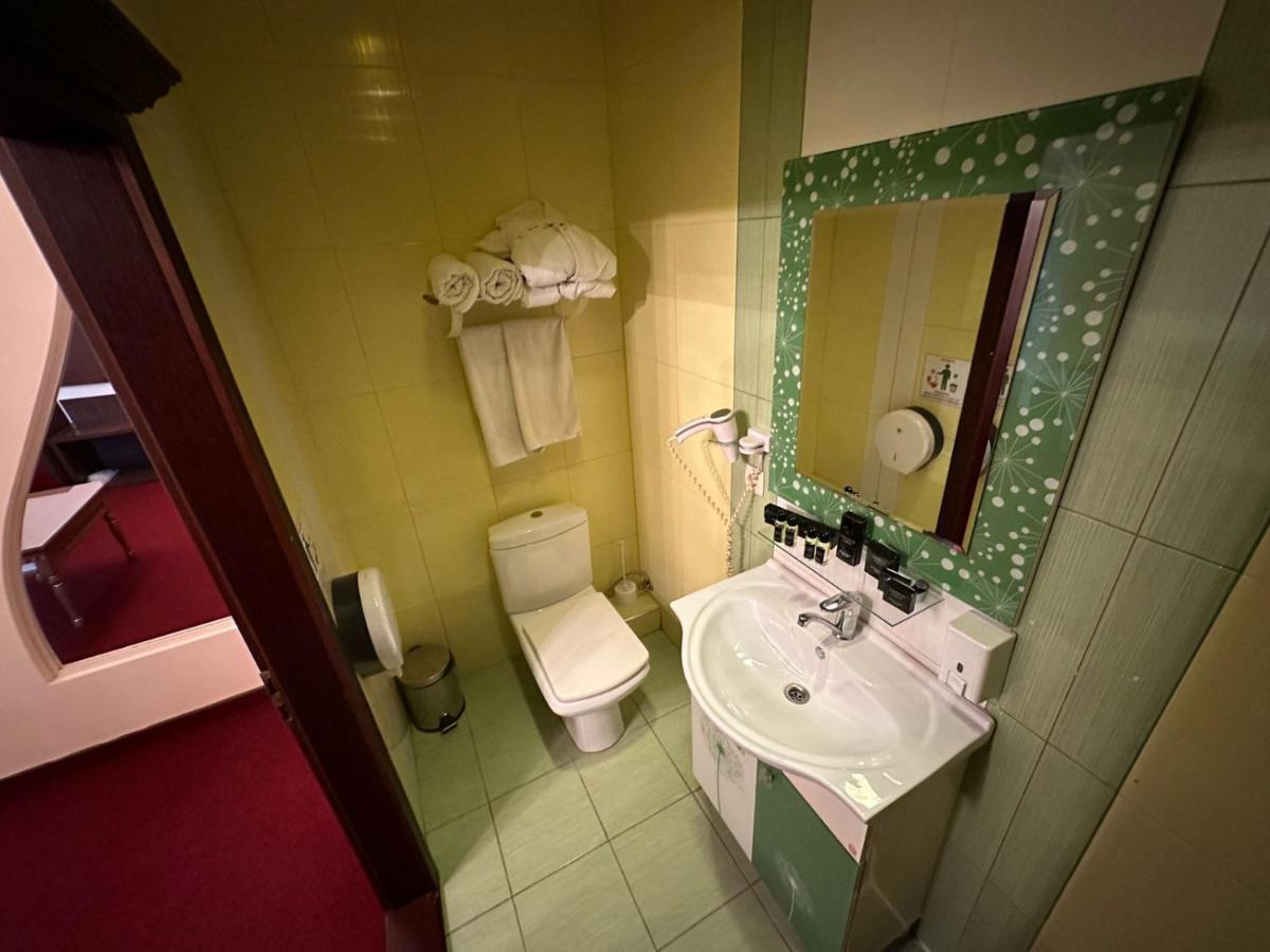 Viktoriya Family Hotel Restaurant Complex Kiev Esterno foto